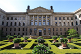 Gebäude des Bundesrates in Berlin" (Außenaufnahme) © Bundesrat Gebäude des Bundesrates in Berlin" (Außenaufnahme) © Bundesrat